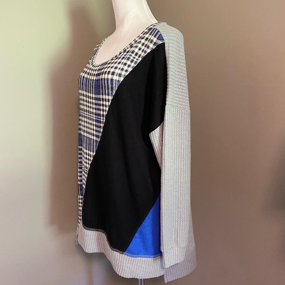 Cato Sz 14-16 Plaid and Color block Sweater - Picture 4 of 8